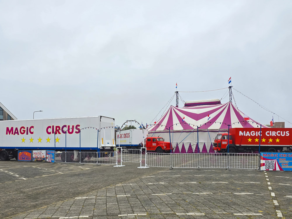 Foto van het Magic Circus op het Wantveld in Noordwijk in 2025.
